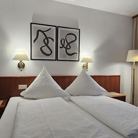 Hotel Garni Vierjahreszeiten 바트 슈타펠슈타인 외부 사진