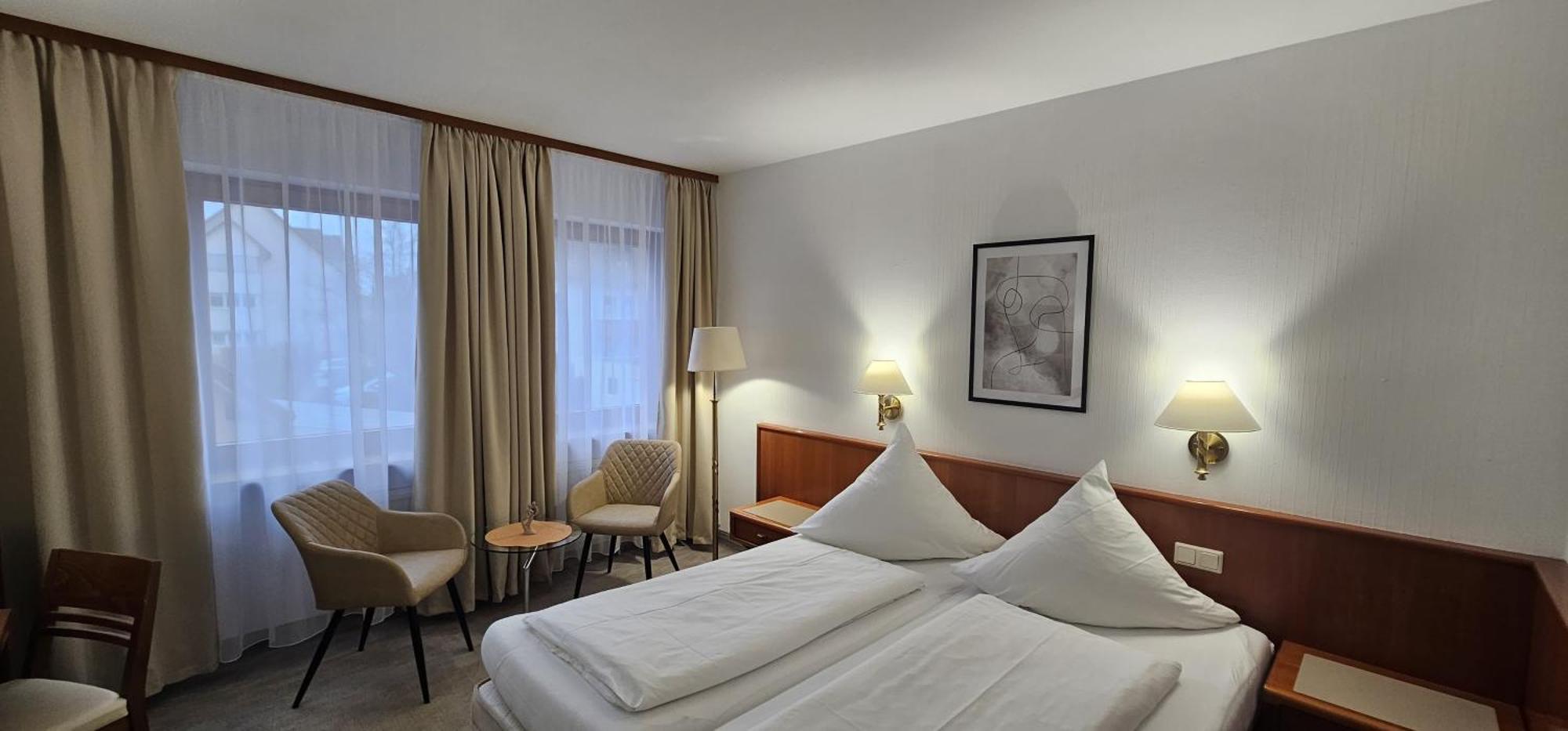 Hotel Garni Vierjahreszeiten 바트 슈타펠슈타인 외부 사진