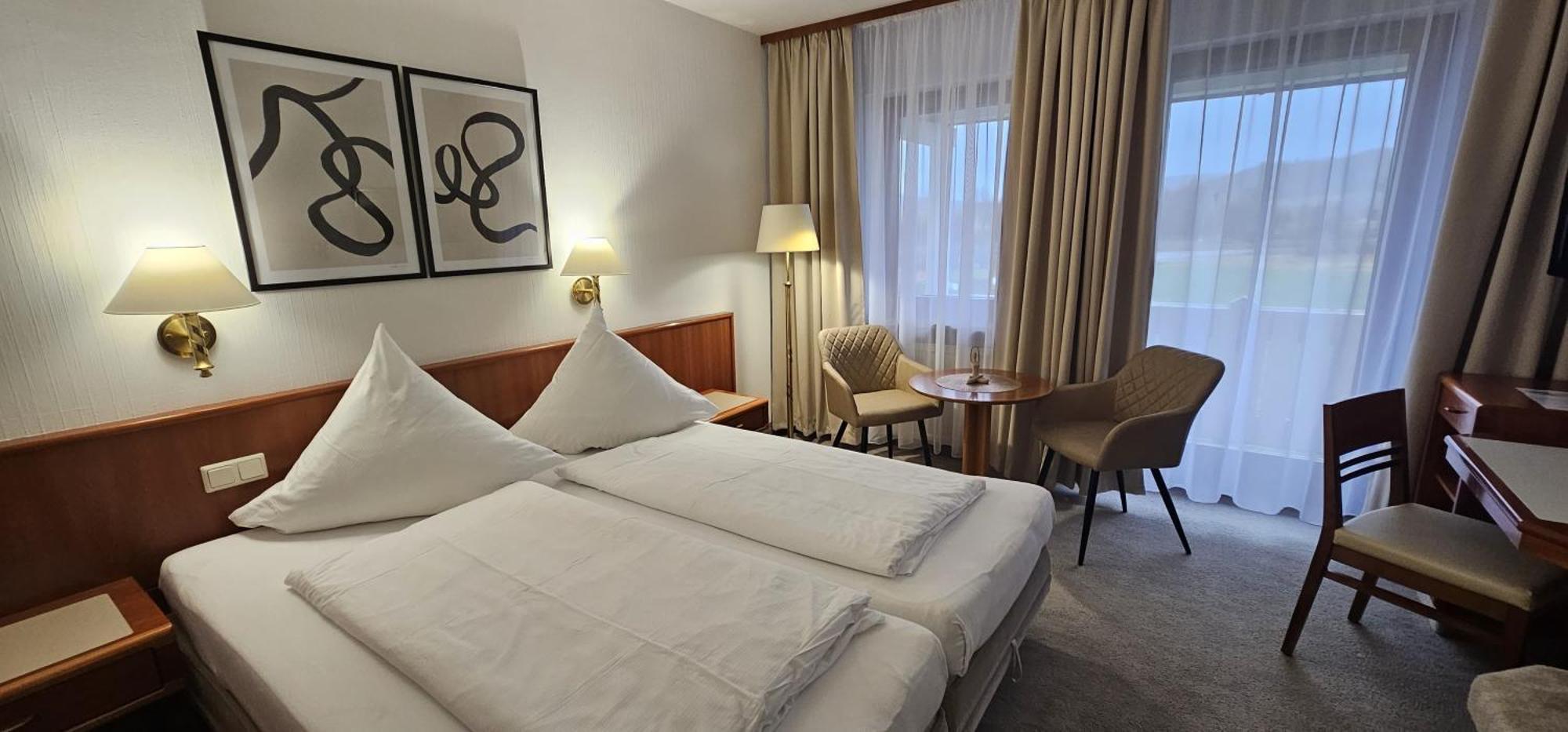 Hotel Garni Vierjahreszeiten 바트 슈타펠슈타인 외부 사진