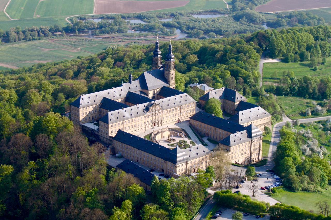 Hotel Garni Vierjahreszeiten 바트 슈타펠슈타인 외부 사진